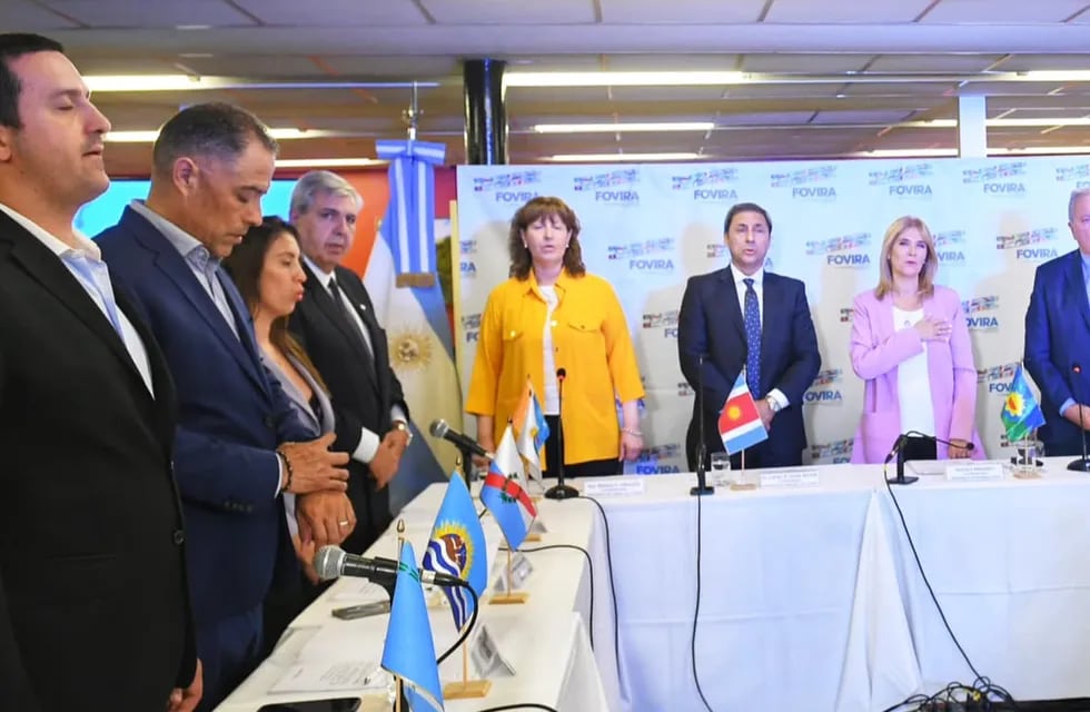 El vicegobernador de Jujuy, Carlos Haquim, asistió en Buenos Aires a la reunión del Foro de Vicegobernadores de la República Argentina (FOVIRA)