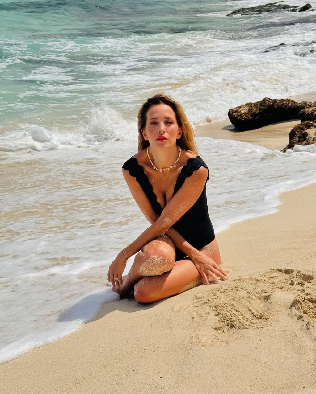 Luisana Lopilato se lució en la playa.