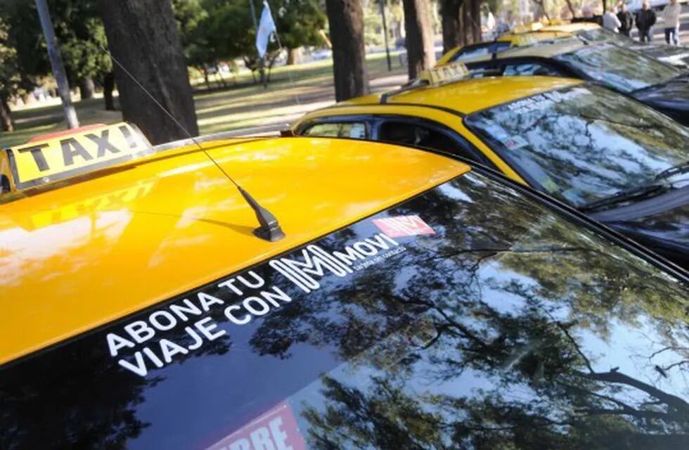 Los taxis contarán con Wi FI en Rosario. (Archivo)