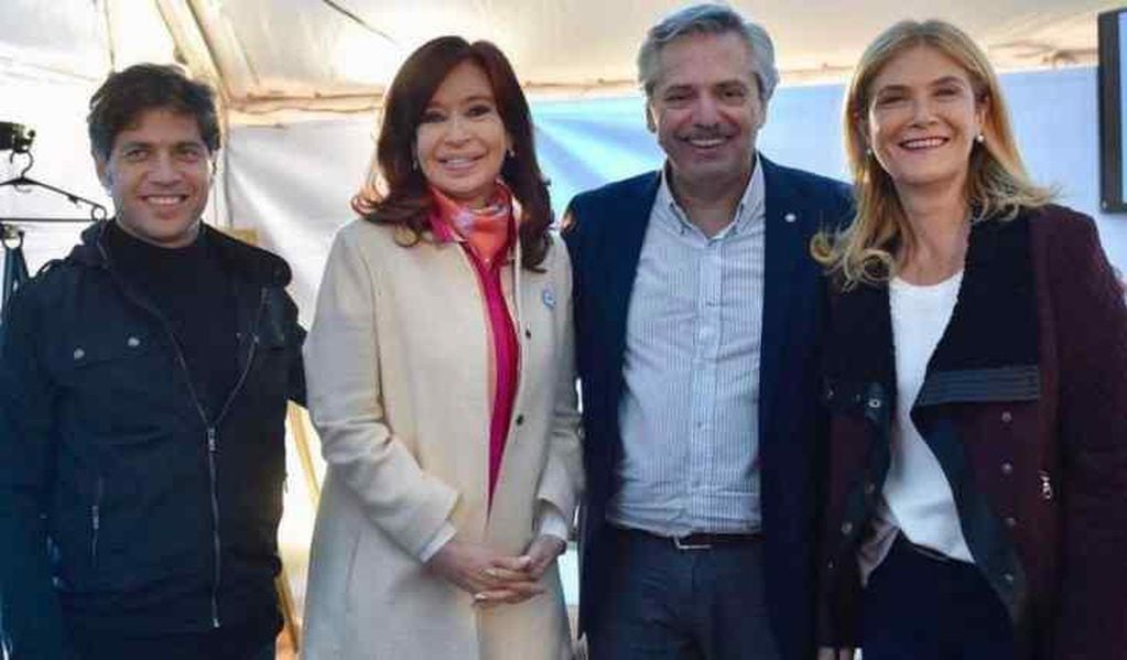 Otros tiempos: Axel Kicillof, Cristina Kirchner, Alberto Fernández y Verónica Magario.