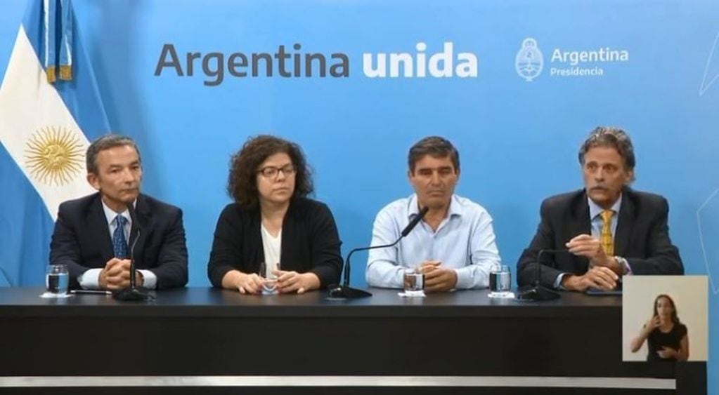 Representantes del Ministerio de Salud informaron sobre los casos de coronavirus en Argentina (Foto: Captura)