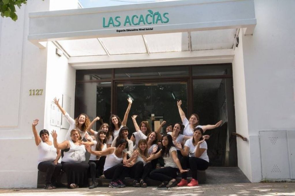 La Plata: un grupo de docentes abrió su propia escuela tras haber quedado sin trabajo en diciembre