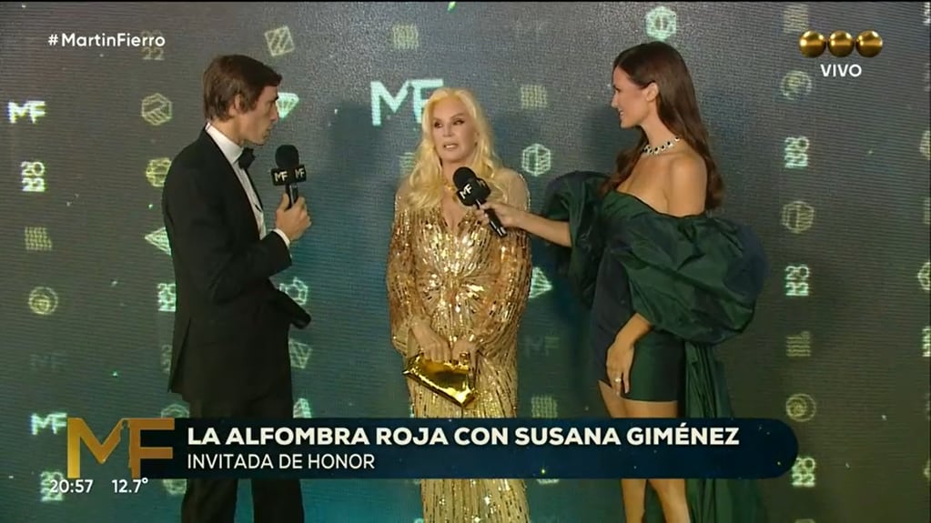 Susana Giménez en la alfombra roja de los Premios Martín Fierro 2022.