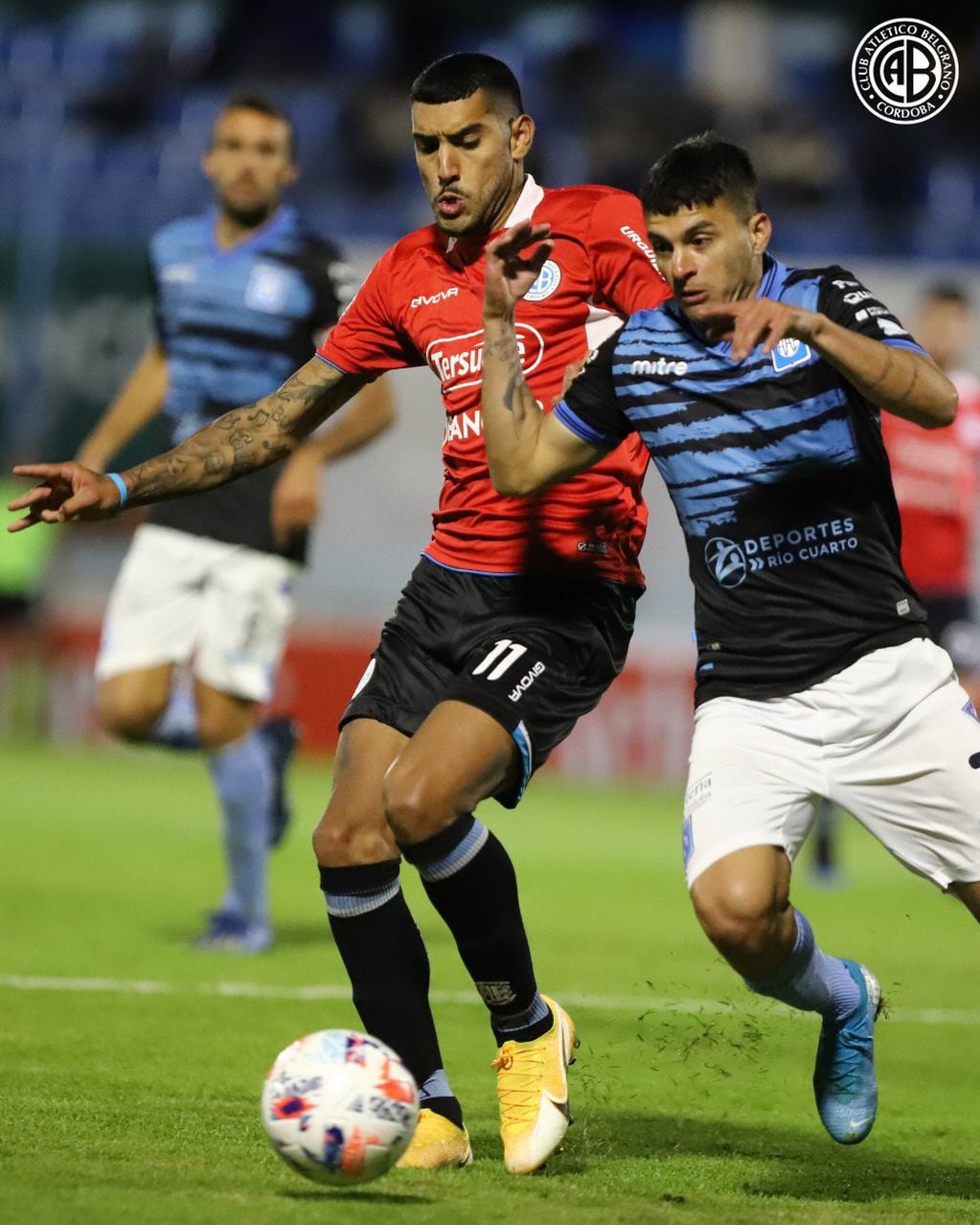El uruguayo tuvo algunas chances para convertir para Belgrano en la visita a Estudiantes de Río Cuarto.
