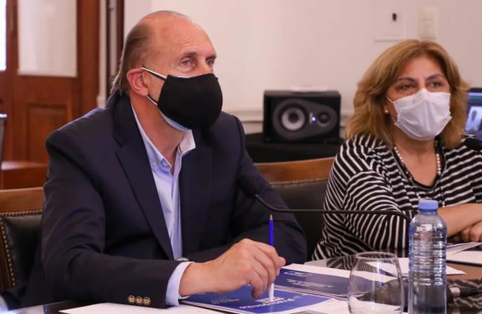 El rafaelino encabezó una reunión por videoconferencia junto a la ministra de Salud, Sonia Martorano. (@omarperotti)