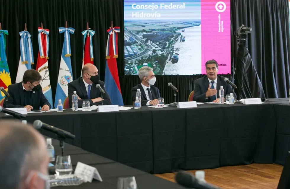 Los gobernadores Axel Kicillof, Omar Perotti y Jorge Capitanich asistieron al primer encuentro a fines de febrero.