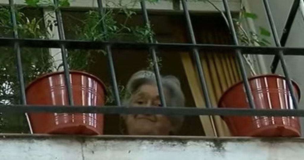 Furor por Olga, la "abuela de Pichincha" que asemejan con Messi.