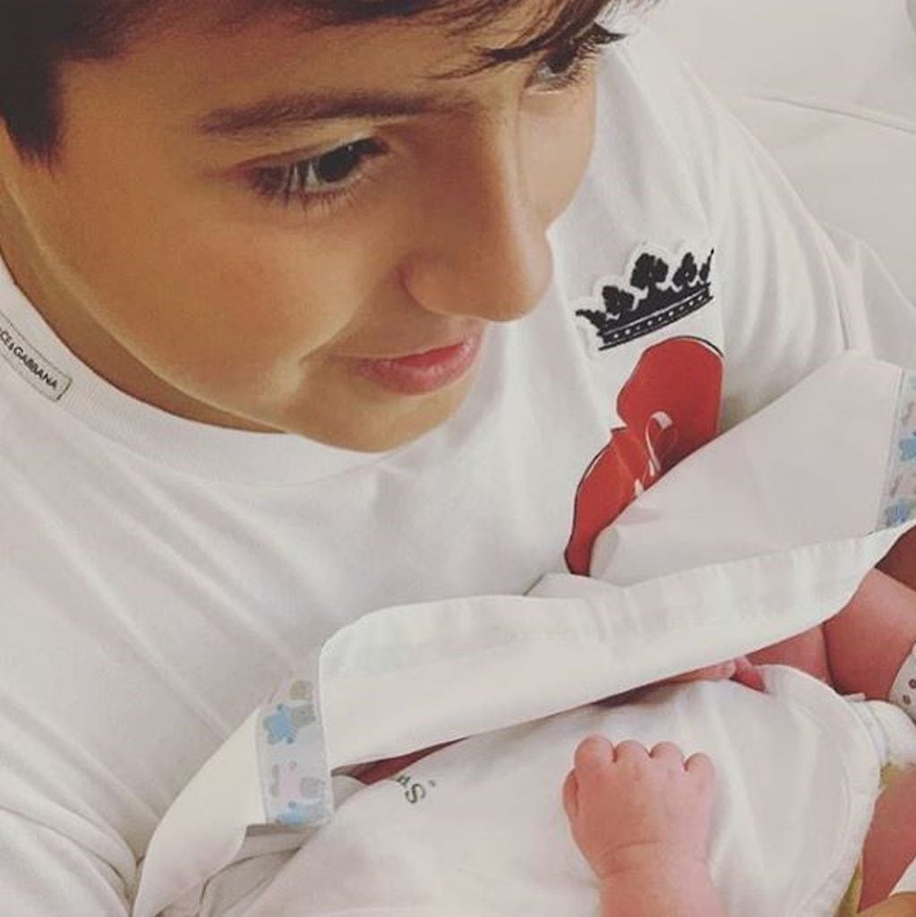 Roma Caldarelli con su primo Benjamín Agüero (Instagram)