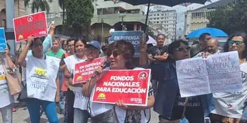 Reclamo de docentes por el FONID, en Jujuy
