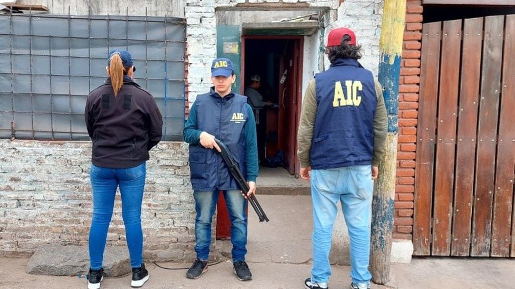 Los sospechosos fueron arrestados en  un domicilio de Vélez Sarfield al 6400