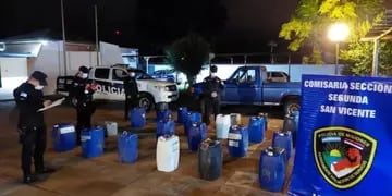 Efectivos policiales secuestraron bidones de combustible ilegal en San Vicente