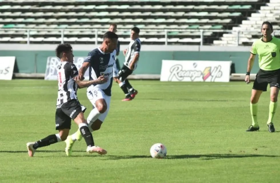 Alvarado de Mar del Plata vs. Gimnasia de Mendoza