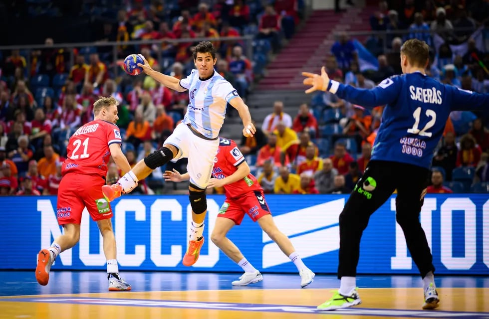 Los Gladiadores cayeron ante Noruega por la segunda fecha del Mundial de handball. Foto: Los Andes.