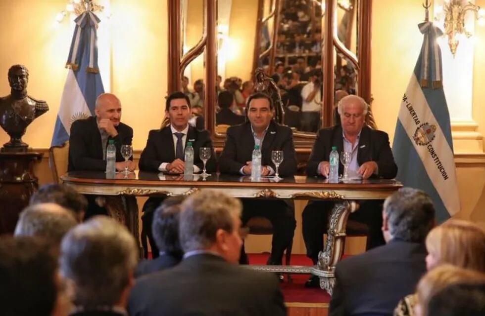 Valdés presentó el Plan de Desarrollo Estratégico del Iberá. (Foto: @gustavovaldesok)