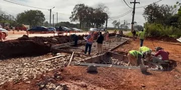 Continúan ejecutando obras viales en Puerto Iguazú