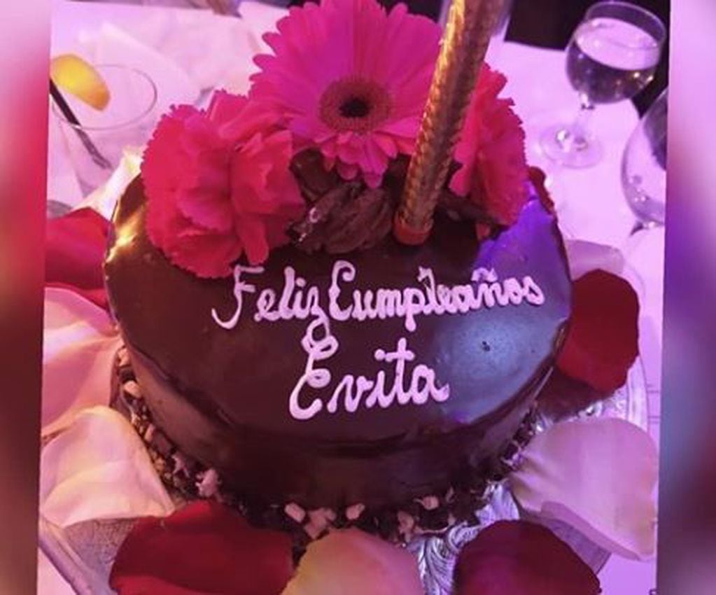 Eva de Dominici festejando su cumpleaños (Foto: Instagram/dedominicieva).