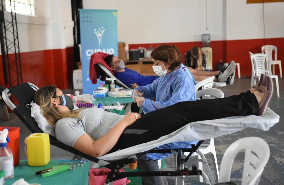 Se llevó a cabo una jornada de donación masiva de sangre en el Club Estudiantes