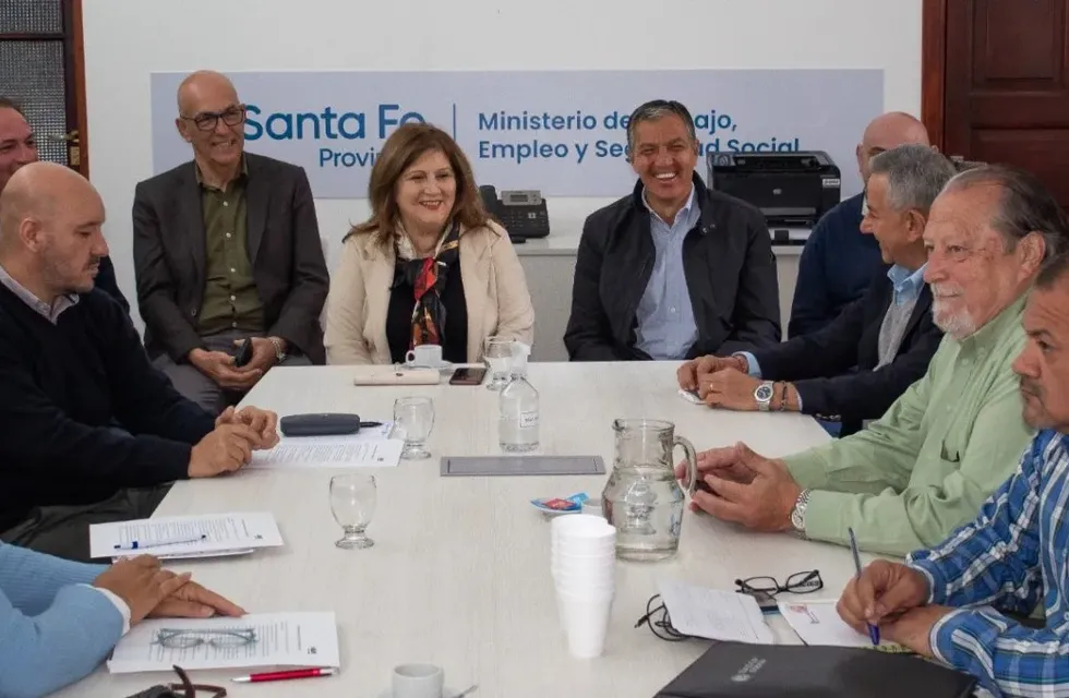 La reunión que mantuvieron los representantes de los docentes con el gobierno provincial.