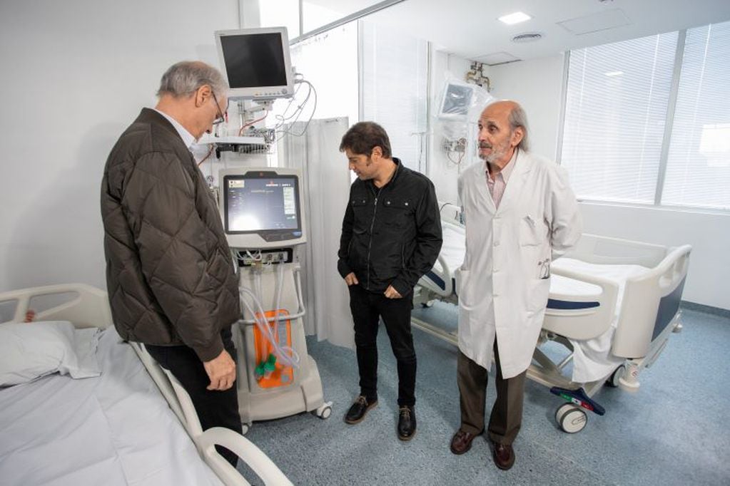 Axel Kicillof durante su visita al Hospital General Manuel Belgrano (Foto: Twitter)