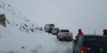  Malargüe amaneció con una intensa nevada que afecta a varias zonas del departamento / Gentileza