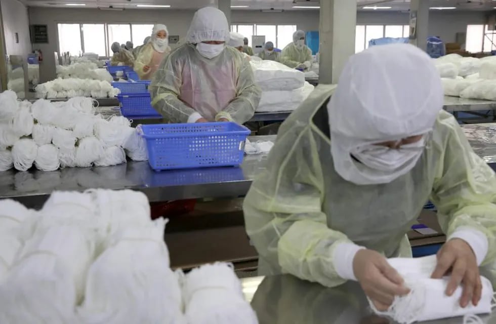 Coronavirus en Argentina: las donaciones de China comienzan a llegar al país. (EFE)