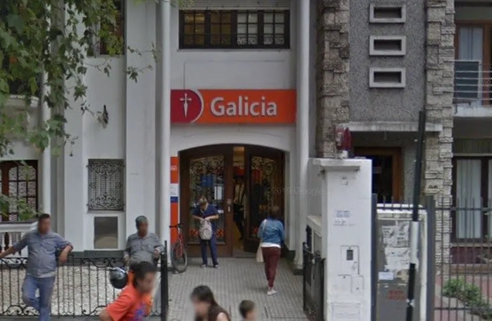 Banco Galicia de Oroño al 1000 de Rosario. (Street View)