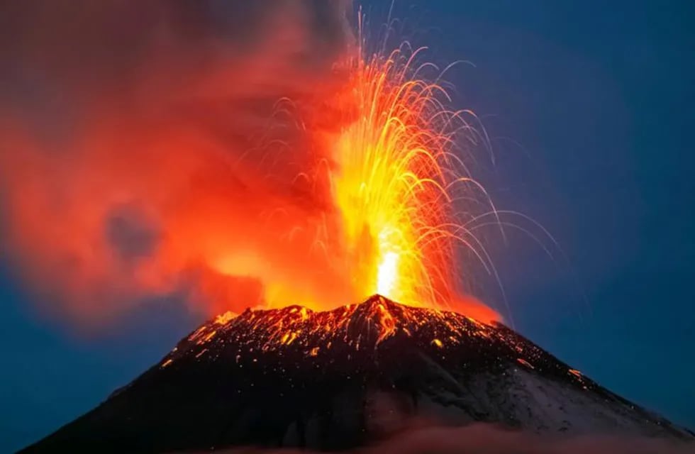 El volcán Popocatépetl está en intensa actividad.