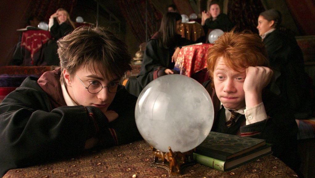 Warner Bros propone realizar nuevas series acerca del universo mágico de JK Rowling.