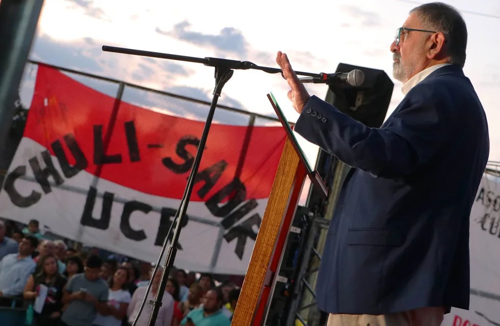 El intendente radical de San Salvador de Jujuy, Raúl Jorge, lanzó su campaña electoral con miras a las elecciones del próximo 7 de mayo donde buscará conseguir su quinto mandato consecutivo al frente de la administración de la principal ciudad de la provincia.