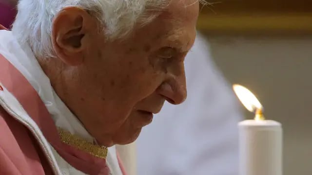 Benedicto XVI falleció este sábado a los 95 años. (AP)