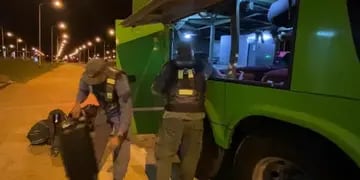 Ómnibus que transportaba marihuana salió de Puerto Iguazú y fue detenido en el paraje Centinela