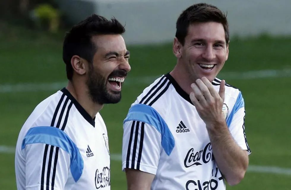 Lavezzi y Messi en un entrenamiento en el Mundial 2014