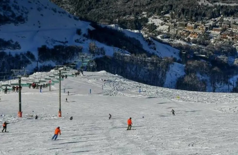 Por duelo, se suspendió la Fiesta Nacional del Esquí en Chubut