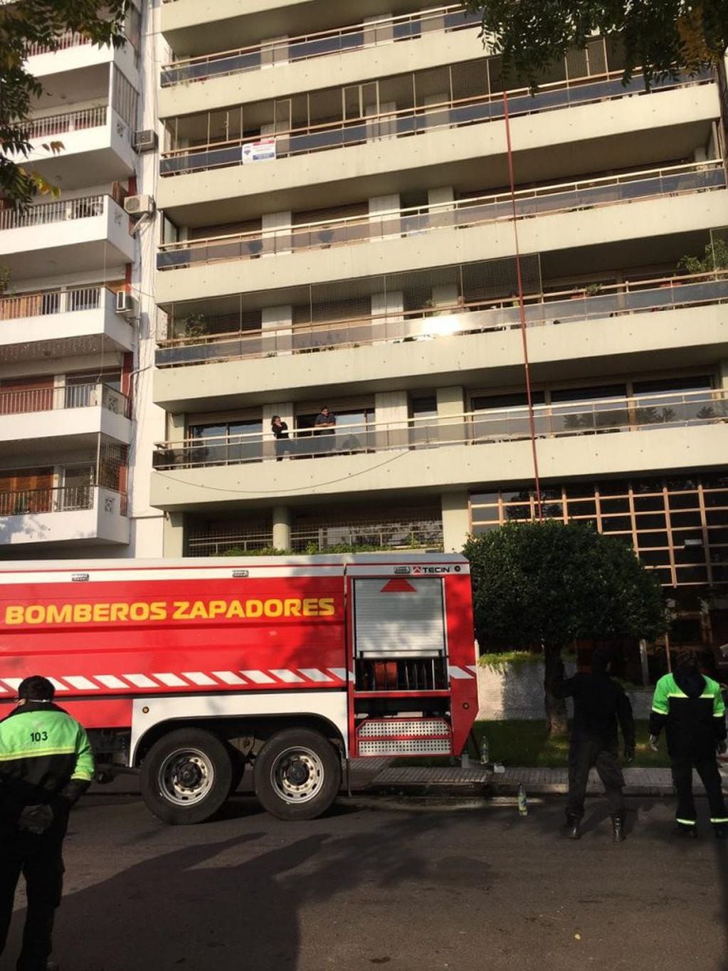 El principio de incendio ocurrió en un edificio en avenida de la Libertad 80, en barrio Martin (Radio 2)