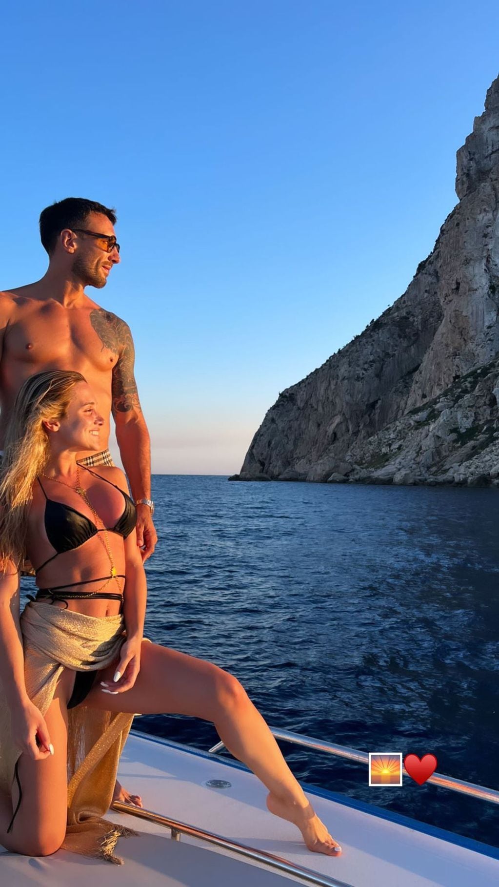 Camila Homs junto a su nuevo novio en Ibiza.