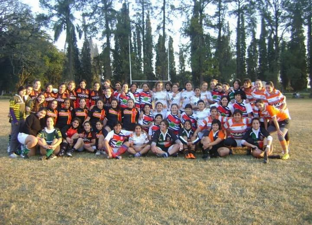 Torneo Regional en Tucumán, año 2011, junto a Cardenales, Católica de Salta, Fernández de Santiago del Estero y Santiago Rugby.