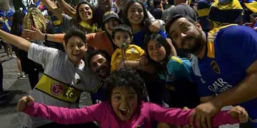 Festejos de hinchas de Boca Juniors