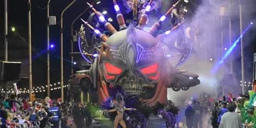 Con unos 70 mil asistentes el Carnaval del País cerró un exitoso fin de semana largo