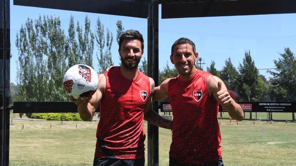 Ignacio Scocco y Maxi Rodríguez seguirán jugando juntos a pesar del retiro  | Vía Rosario