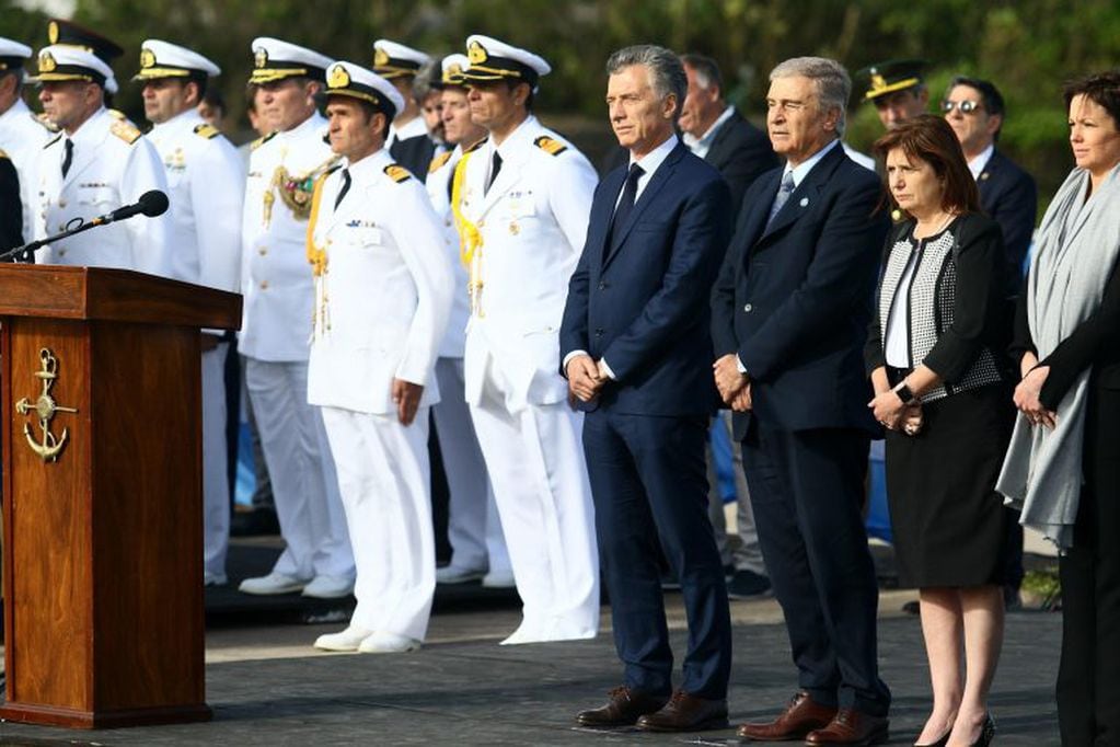 Mauricio Macri y Oscar Aguad volvían durante el acto en Mar del Plata (EFE/ Eduardo López)