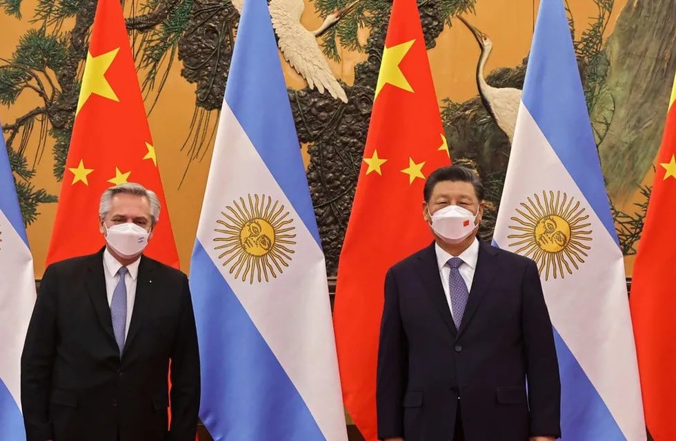 Alberto Fernández y el presidente de China, Xi Jinping. Foto: AP.