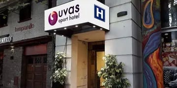 Acusó a un hotel de Mendoza de no recibir pesos argentinos: hizo la reserva como extranjera y desató la polémica