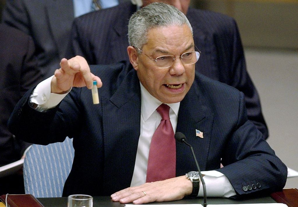 Colin Powell fue el primer afroamericano en ocupar el puesto de jefe del Estado Mayor Conjunto.
