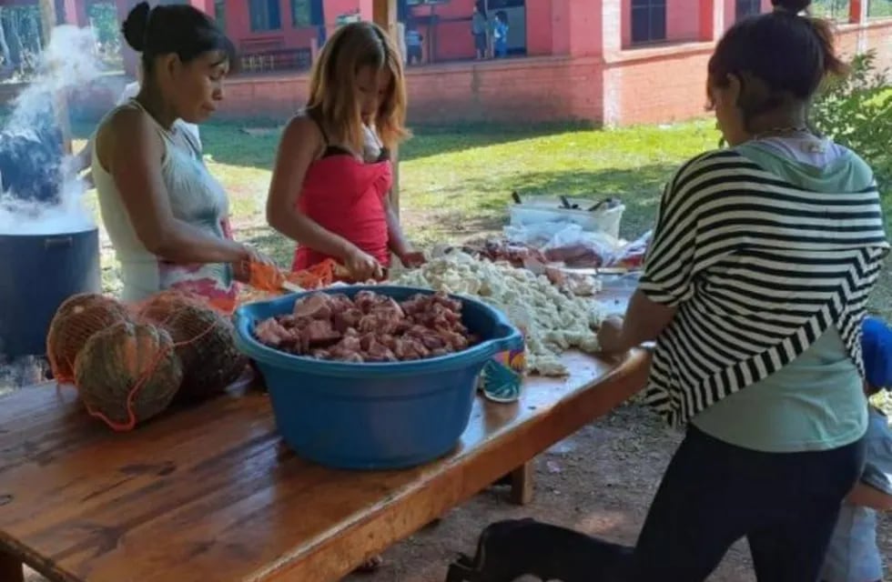 La fundación River Plate asistió a familias de aldeas de Iguazú.
