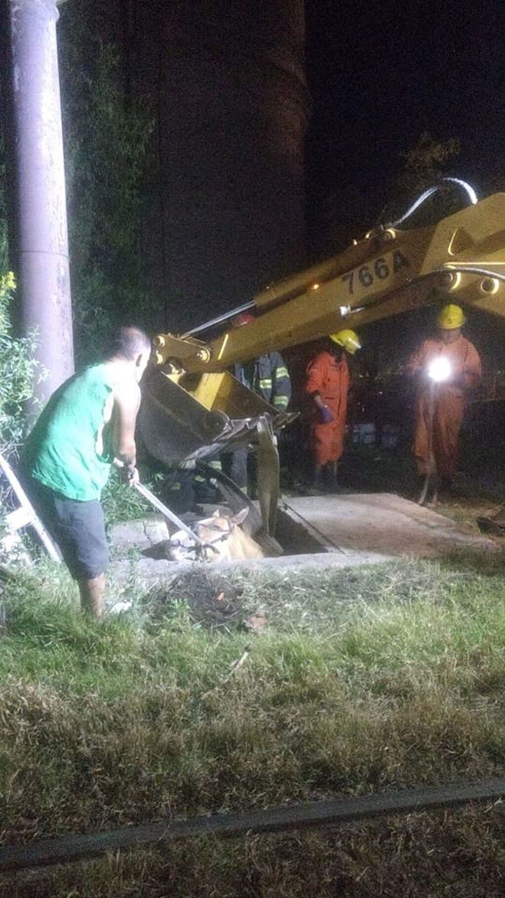 Caballo se cayó en un pozo en Villa del Rosario