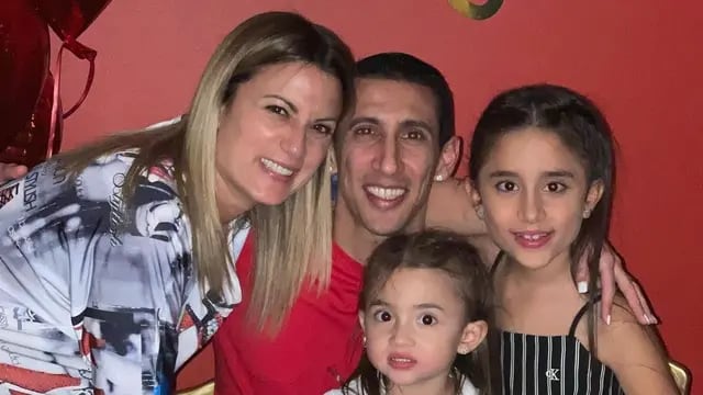 Ángel Di María celebró su cumpleaños con sus hijas y su esposa