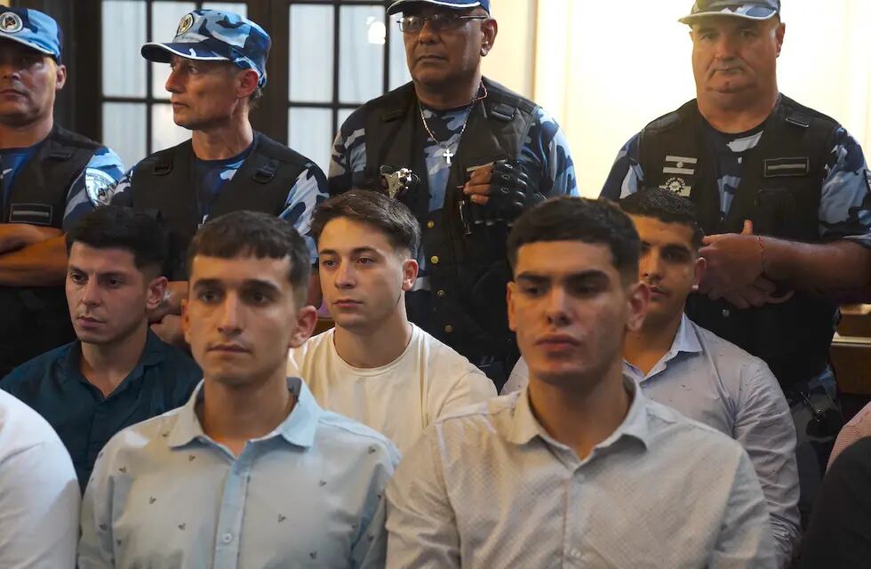 Los rugbiers acusados durante los alegatos en el juicio por el crimen de Fernando Báez Sosa. Foto: Clarín
