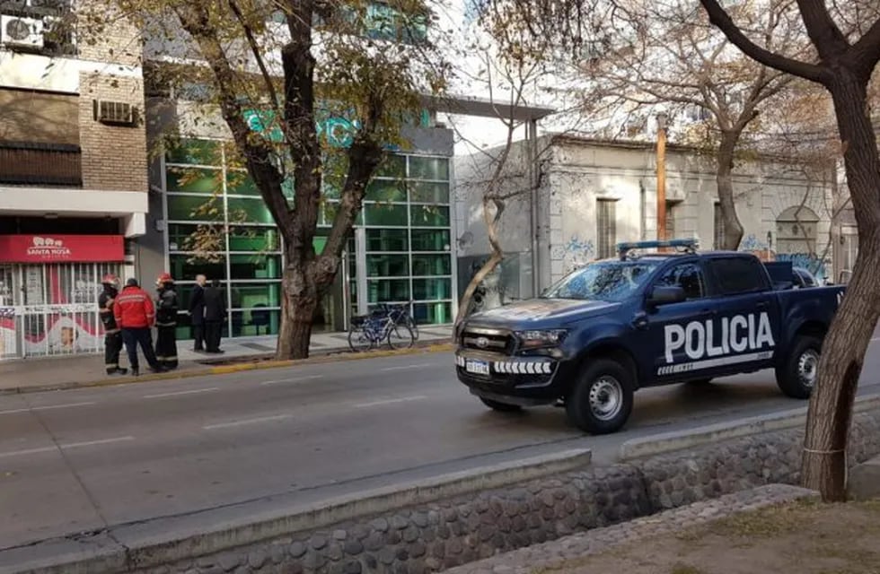 Amenaza de bomba en la Ciudad de Mendoza