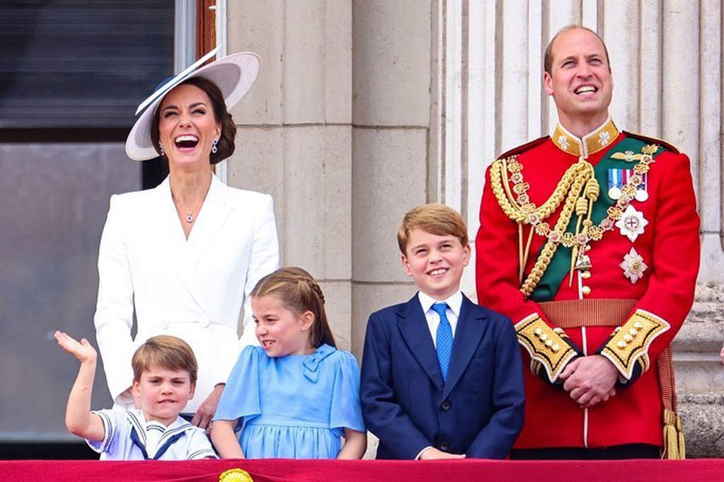 Los príncipes de Gales agradecieron el cariño tras anunciar la enfermedad de Kate