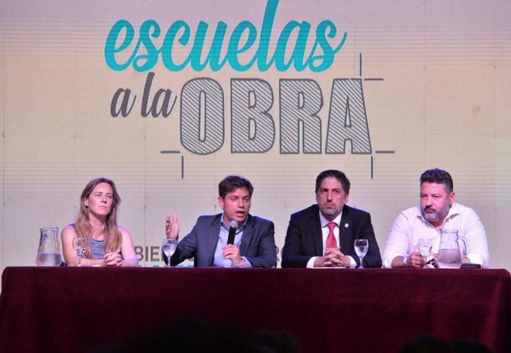 Sánchez presente en el lanzamiento de "Escuelas a la Obra" que realizo el Gobernador de la provincia de Buenos Aires, Axel Kicillof